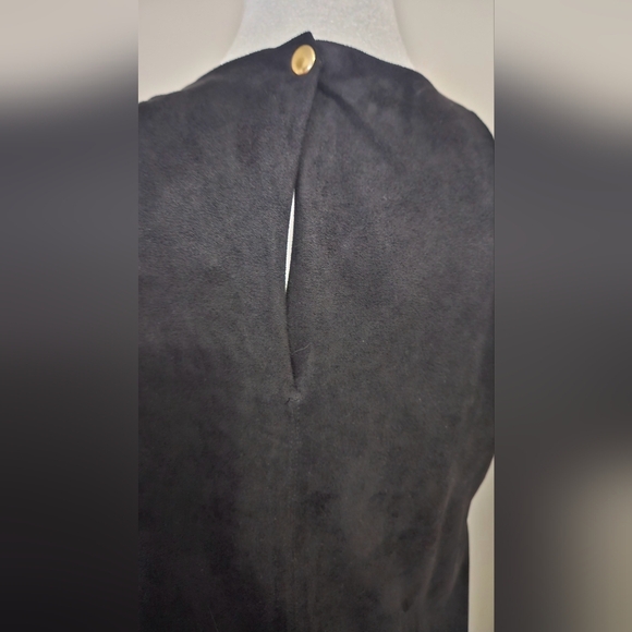 OLIVIACEOUS Black faux suede halter mini dress with keyhole. Size Small NWT - Picture 2 of 11